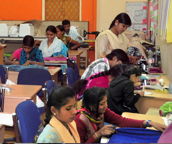 Fashion-Designing